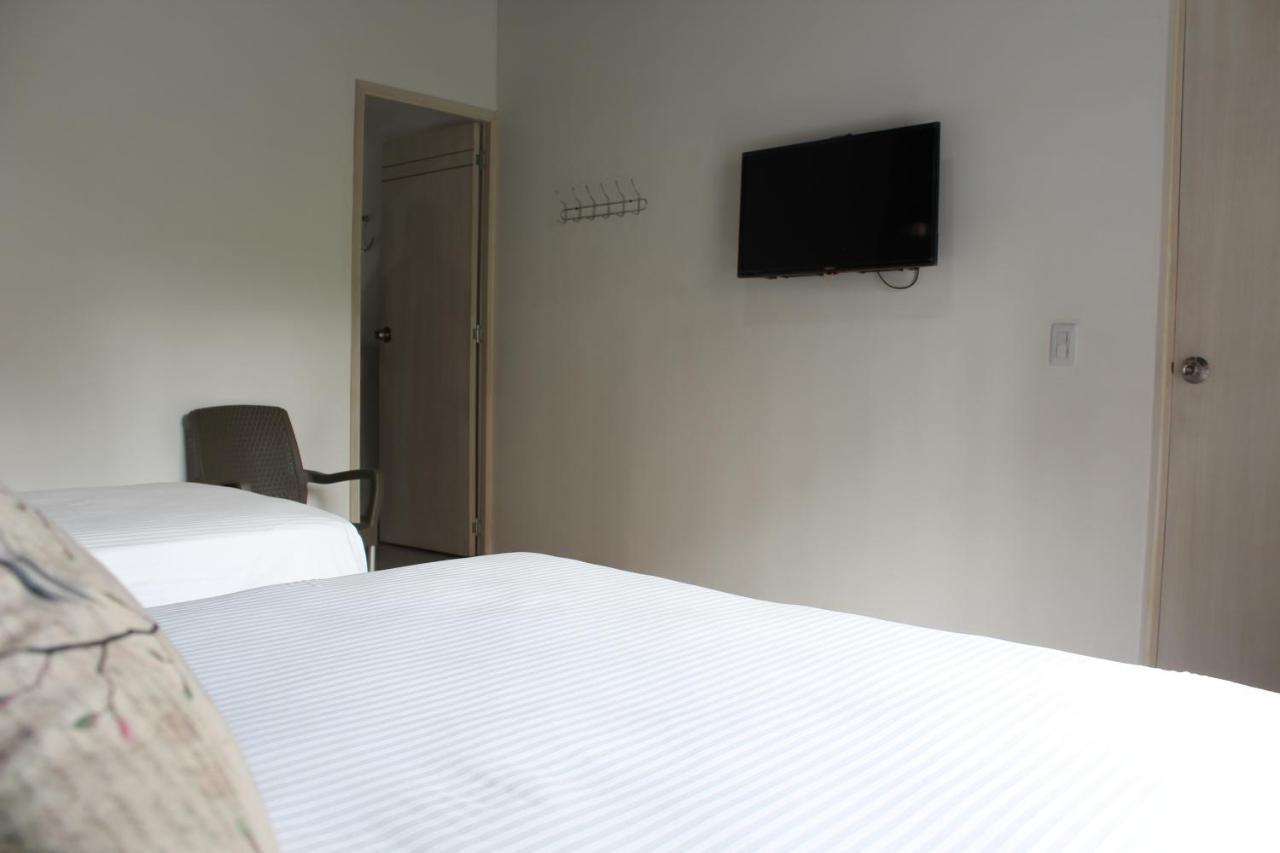 Hotel Boutique Plaza Medellín Buitenkant foto
